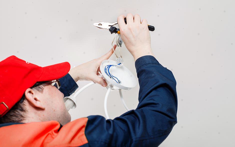 électricien installateur Paris 2